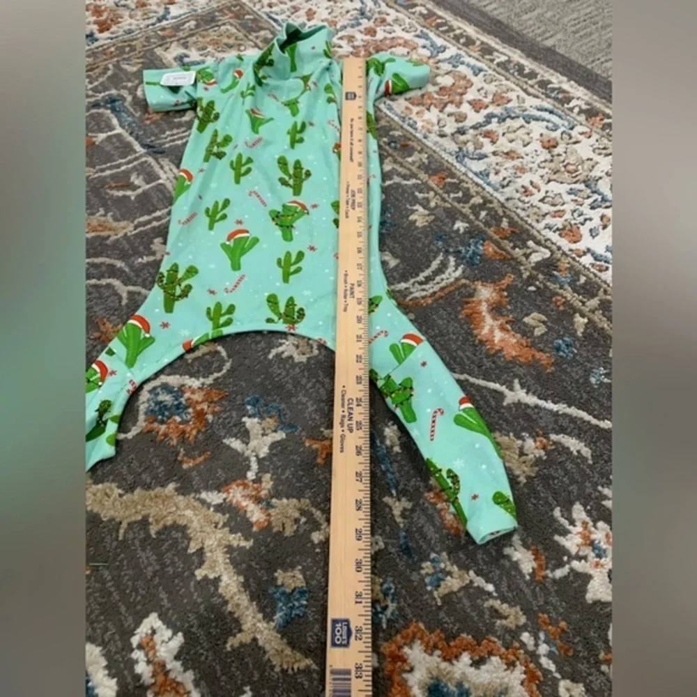 NWT CHRISTMAS CACTUS PJ SIZE XL Pet‎ Clothes